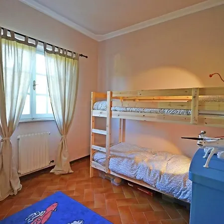Belvilla By Oyo Mimosa Holiday home *
